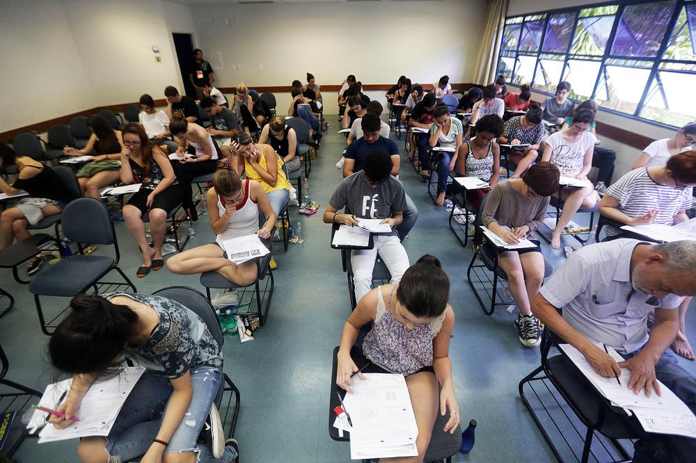 As inscrições para trabalhar como certificador no Enem 2023 podem ser realizadas por meio do Sistema RNC até as 23h59 do dia 24 de julho.