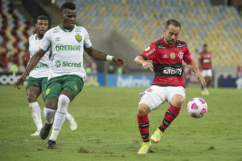 Flamengo empata com o Bragantino e perde chance de encostar no